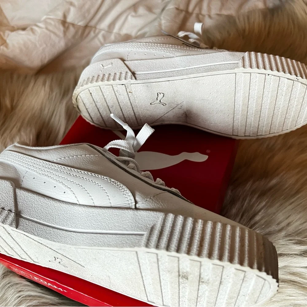 Puma white sneaker soft form, Mint Condition. - Picture 10 of 14
